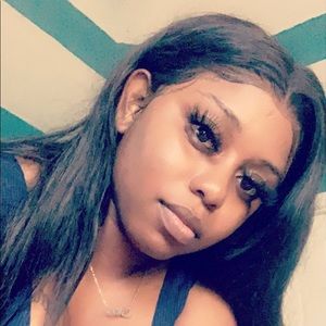 Meet your Posher, Porshia